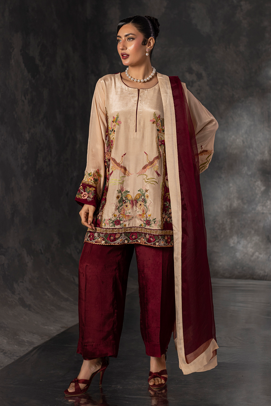 Crane Whisper (3 PC Stitched)