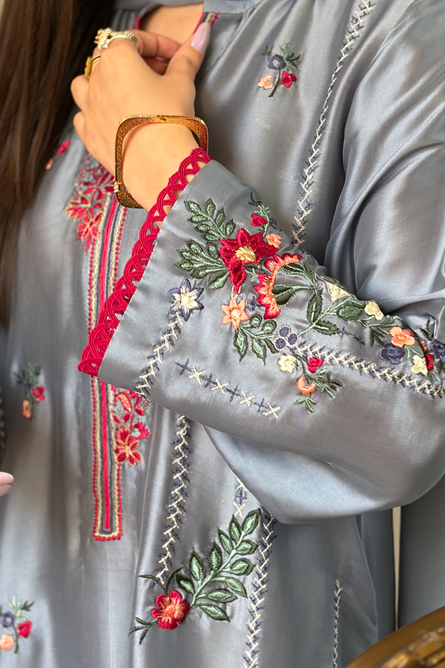 Buy Formal Dresses Online | White Raw Silk Semi Formal Outfit | NajiaHaider Buy Formal Dresses Online | White Raw Silk Semi Formal Outfit | NajiaHaider